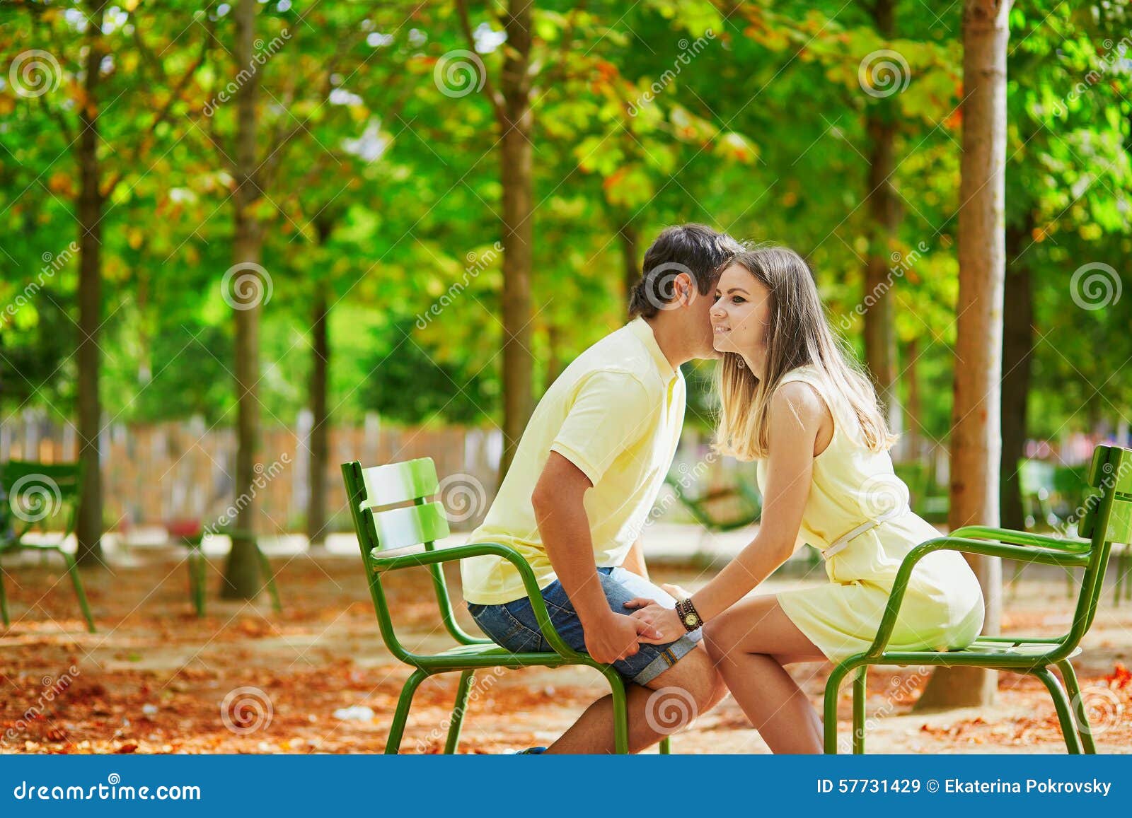 Feelflame Review: Is It Beneficial To Date Online?